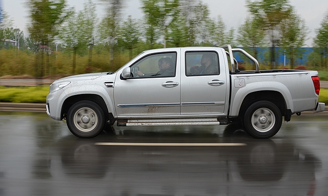 新款长城皮卡风骏6售价,性价比最高的长城炮皮卡柴油版