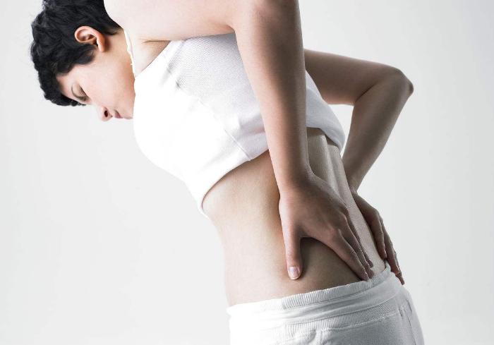 产后腰痛的元凶是如何预防和改善,产后腰痛的原因及缓解措施