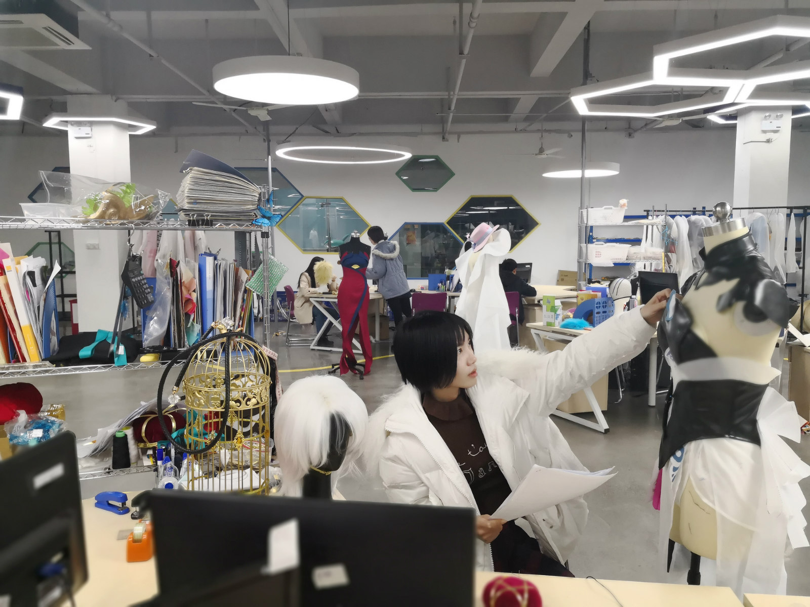 曾因爱好被家人赶出门外,这三个女孩用5年做到了淘宝cos类目NO.1