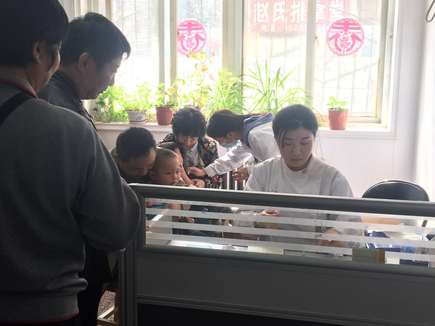 护士刚学扎针拿什么练手,护士扎针练手需要什么东西