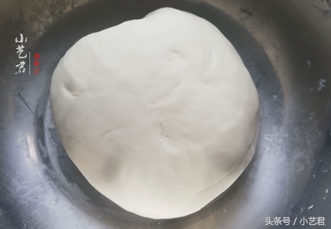 吃了我做的烧饼家人都不爱吃馒头了，皮酥瓤软，第二天吃也不硬