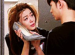 cl红底高跟鞋经典款多高,cl红底高跟鞋各个系列