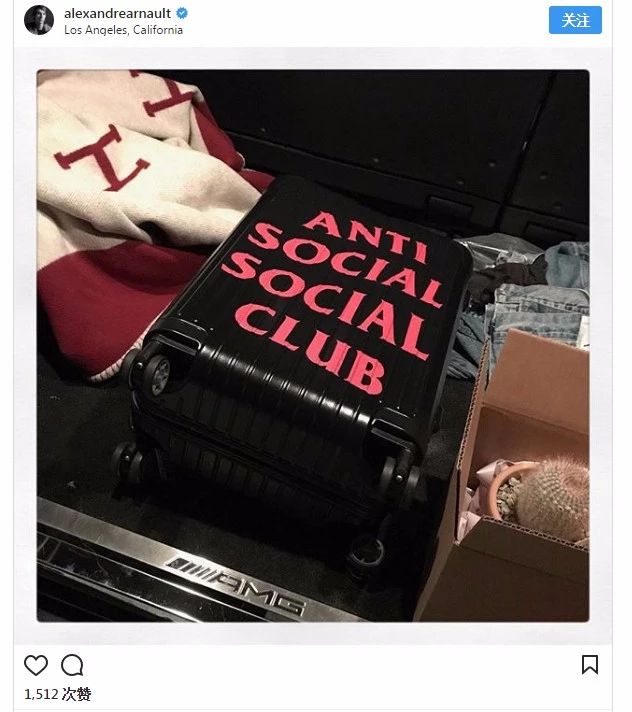 SupremexRIMOWA|这波Supreme行李箱的发售，利索的让人不习惯