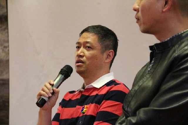 济南,一场300多人参与的同性恋亲友恳谈会上发生了什么?