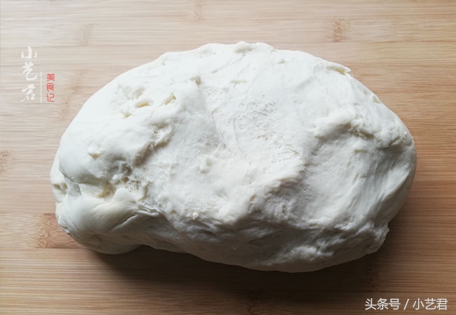 吃了我做的烧饼家人都不爱吃馒头了，皮酥瓤软，第二天吃也不硬