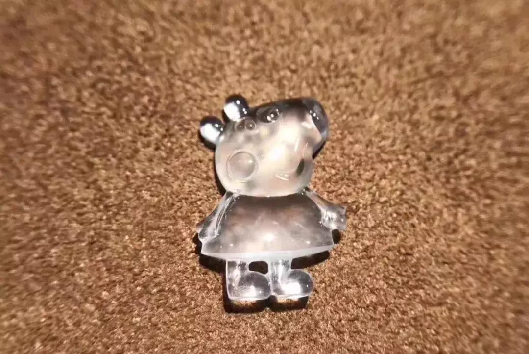 小猪佩奇第一次跳高,小猪佩奇进了妙妙屋