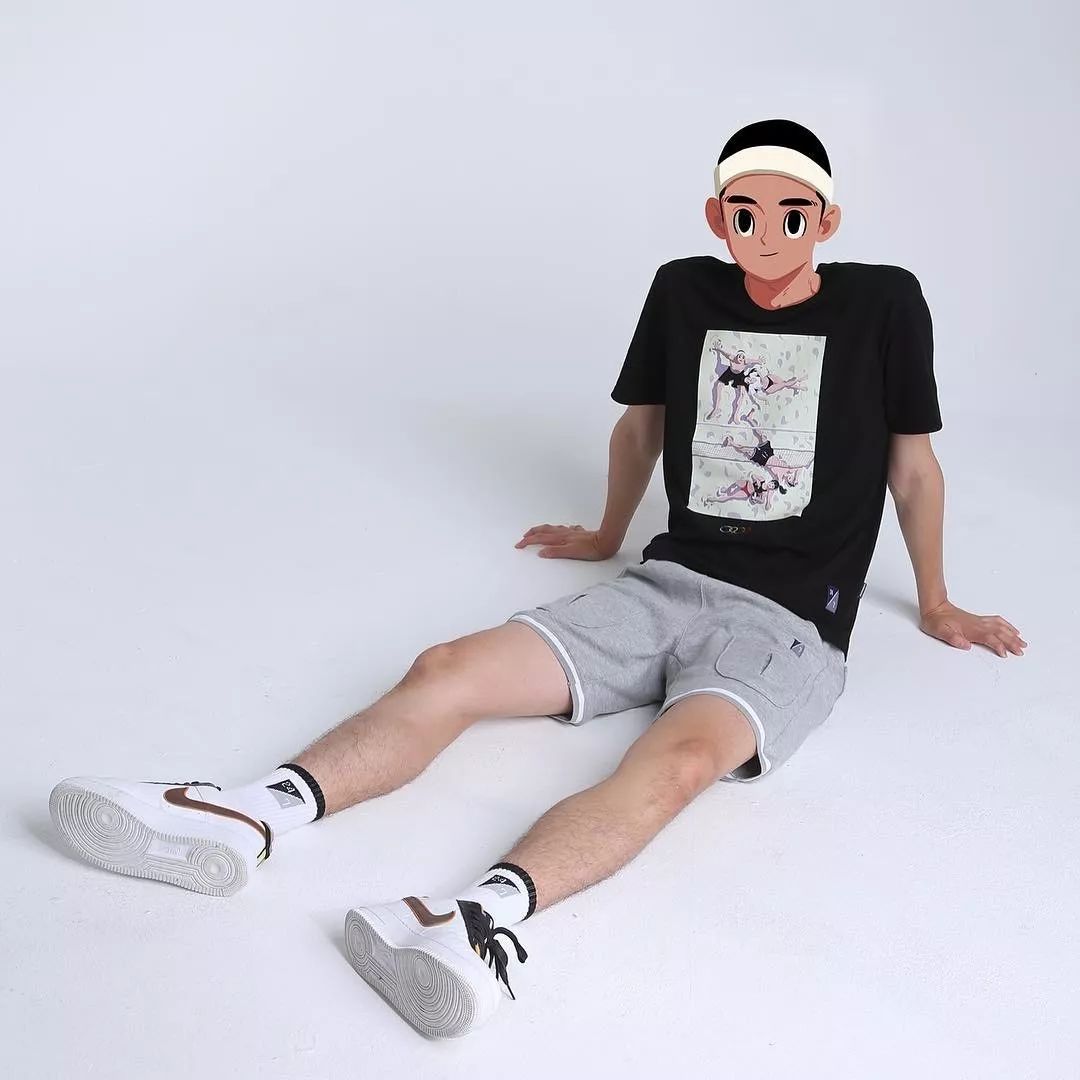 六块钱穿上Supreme不是梦，突破次元壁来圈钱！