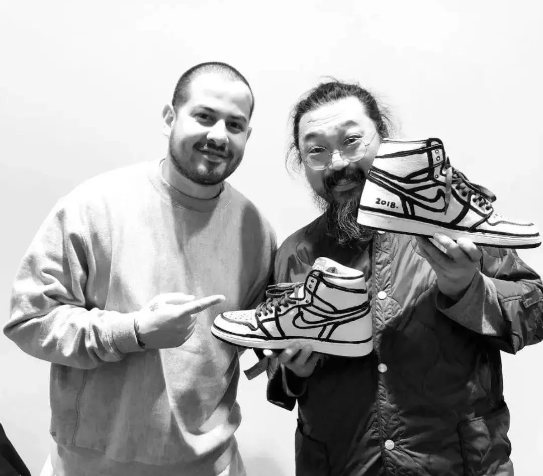 六块钱穿上Supreme不是梦，突破次元壁来圈钱！