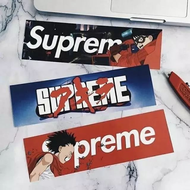 六块钱穿上Supreme不是梦，突破次元壁来圈钱！