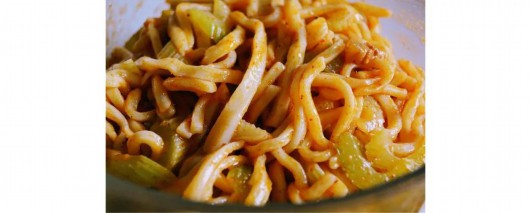 陕西在法留学老乡,吃腻了西餐,自己擀面,写出了擀面科学原理