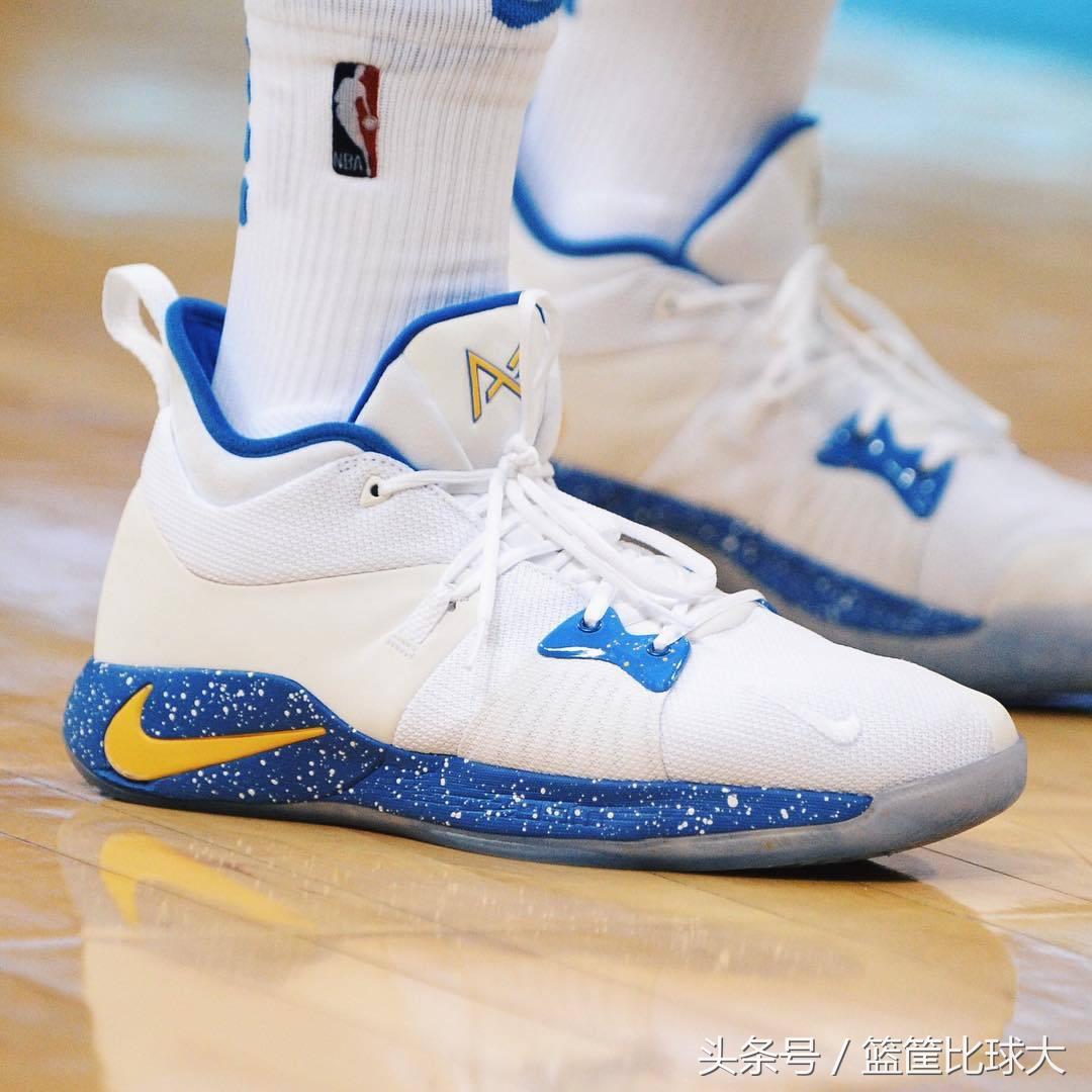 塔图姆总决赛抢七科比,塔图姆与科比训练视频