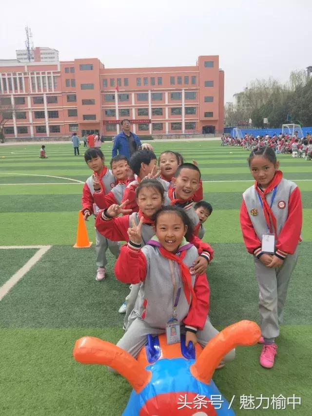 姒嗕腑鏂囨垚灏忓鏍″洯椋庨噰,姒嗕腑鏂囨垚灏忓鏍￠