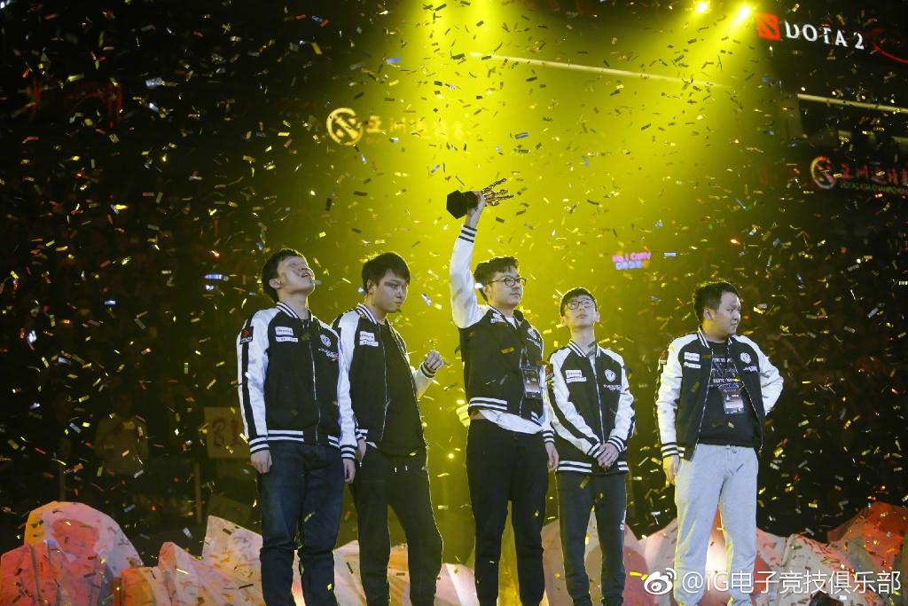 犀渠玉剑良家子白马金羁侠少年,犀渠玉剑良家子完整版