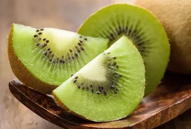 每周一漫|想变高雅的猕猴桃