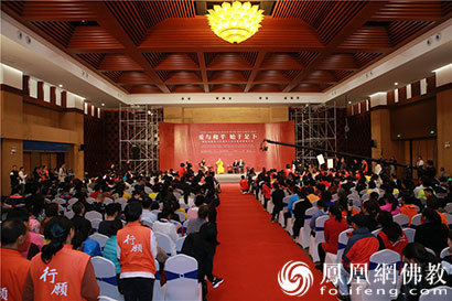 佛眼看球：佛学大师印顺法师与球星欧文的对话