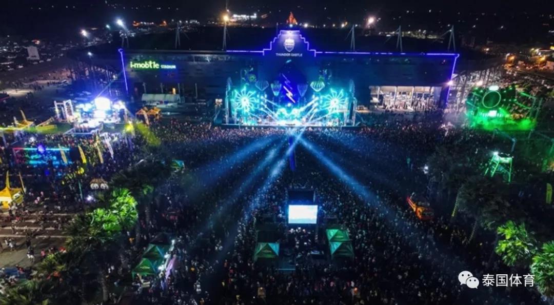 盘点：炼尸房边、大海之滨和群山环绕的泰国十大神奇球场