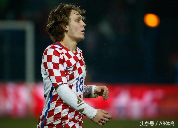 巴萨断崖式下滑球,巴萨十大失败转会