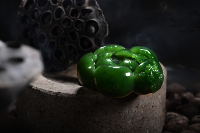 水如碧玉山如黛下联,水如碧玉山如黛范成大