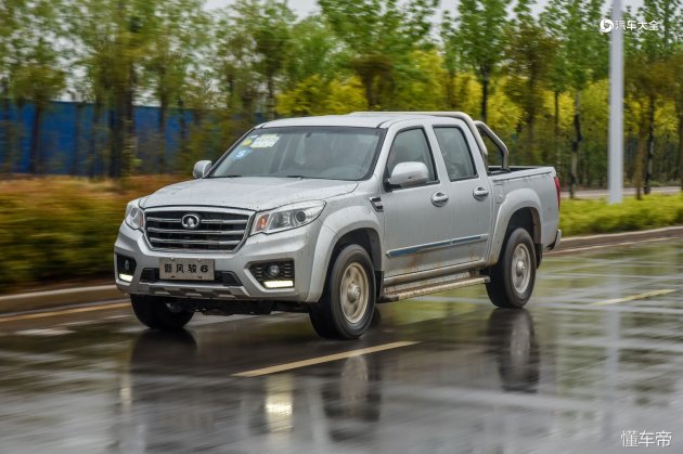 适合城市和越野的豪华suv,适合城市与野外使用的suv