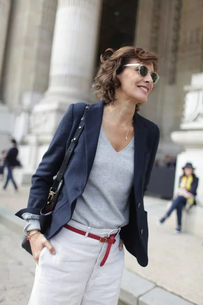 burberry风衣腰带系法男士,风衣腰带系法蝴蝶结慢动作最简单