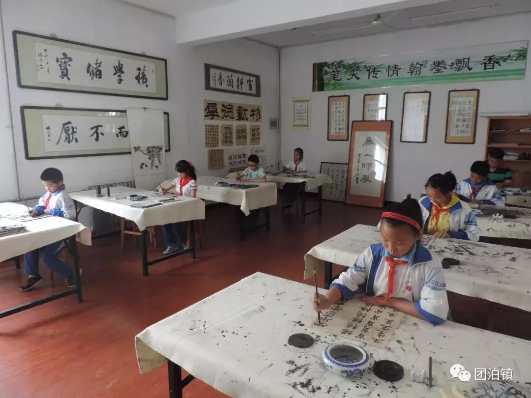 天津市团泊镇华源小学2012,坚持立德树人提升办学水平