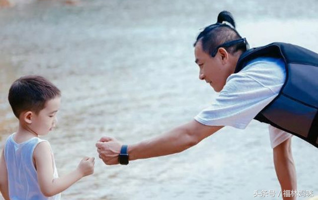 孩子咬指甲屡教不改怎么办,小孩咬手指怎么改正