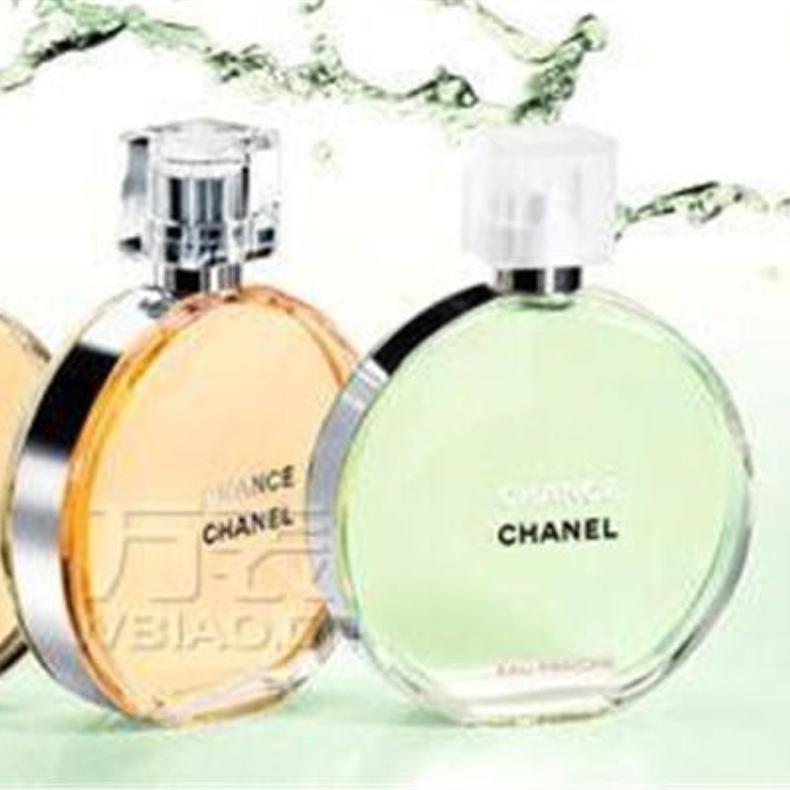 香水魅惑迷人,香水迷人