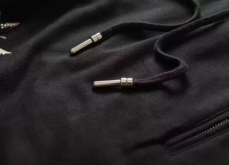 菲利普莱茵,PP2017春夏系列。经典水钻刺绣骷髅套