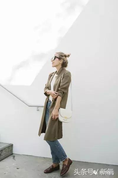 脚宽脚肥怎么选鞋,脚大又有肉穿什么鞋子好看呢