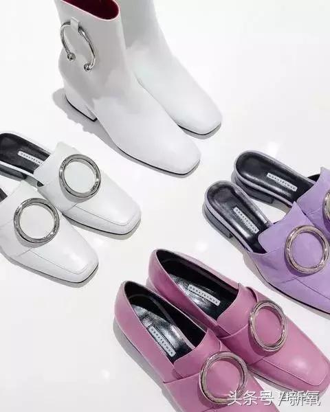 脚宽脚肥怎么选鞋,脚大又有肉穿什么鞋子好看呢