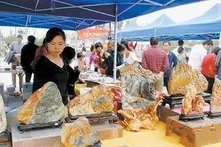 捡一些奇石去哪里卖,奇石哪里可以卖出去