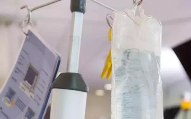 生病了是挂水好还是吃药好,生病是打针好还是自愈好