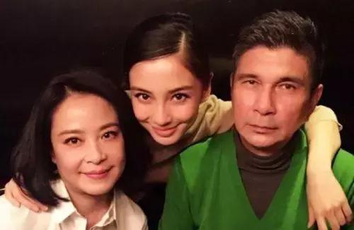 明星和父母长相对比,范丞丞baby完美遗传,张柏芝林允全靠后天!