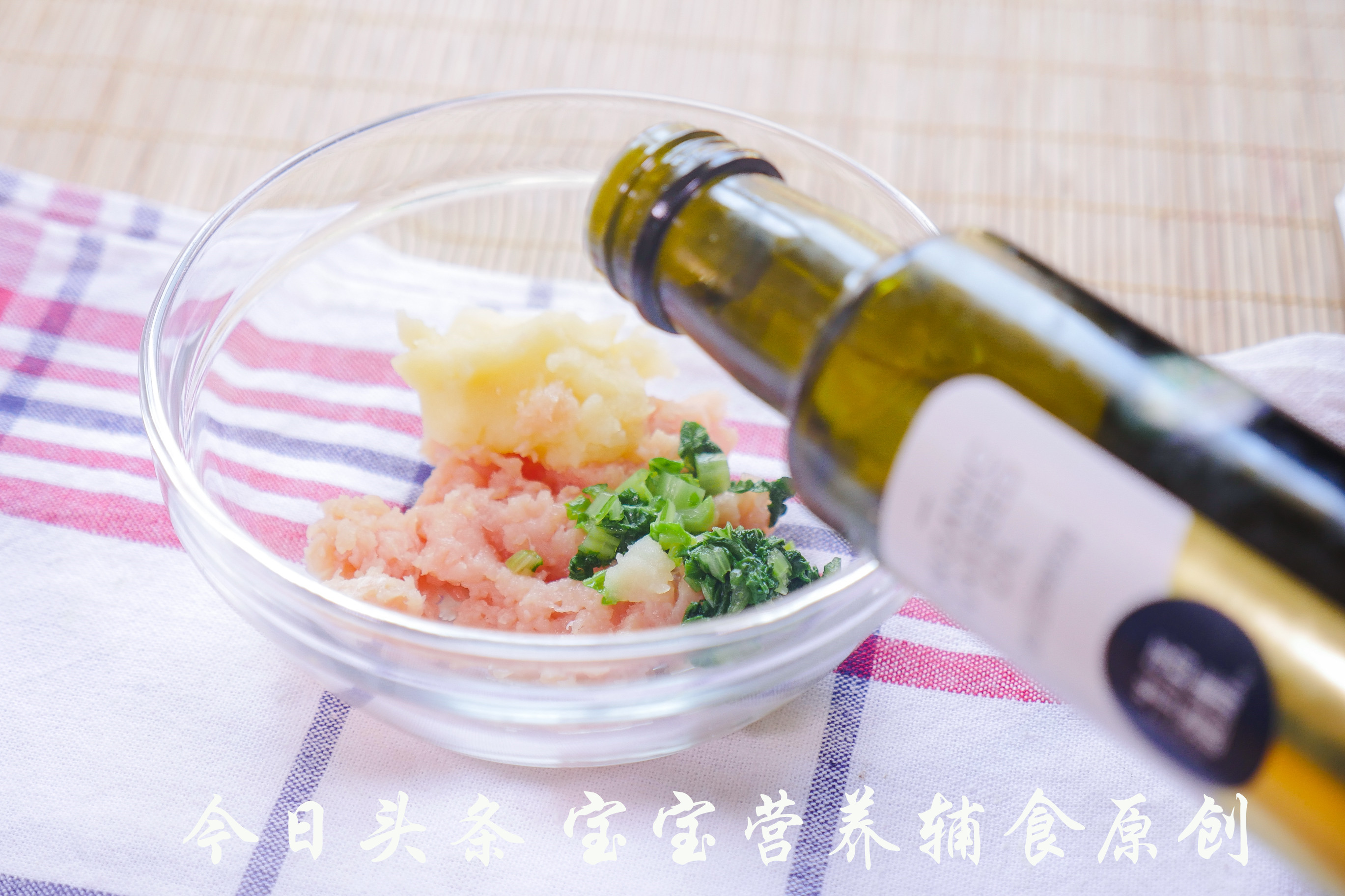 怎么锻炼宝宝牙齿咀嚼能力,只有两颗牙的宝宝怎么锻炼咀嚼