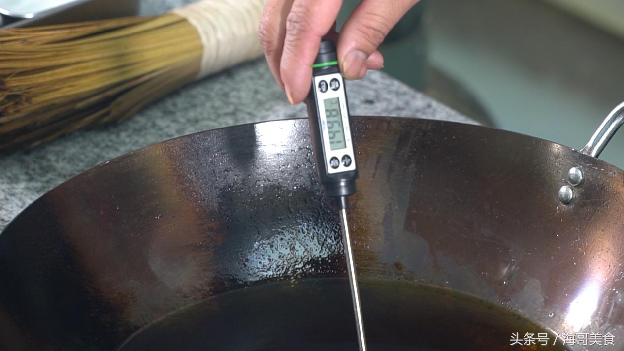 正宗川菜红油,川味红油怎么做才香又红又亮