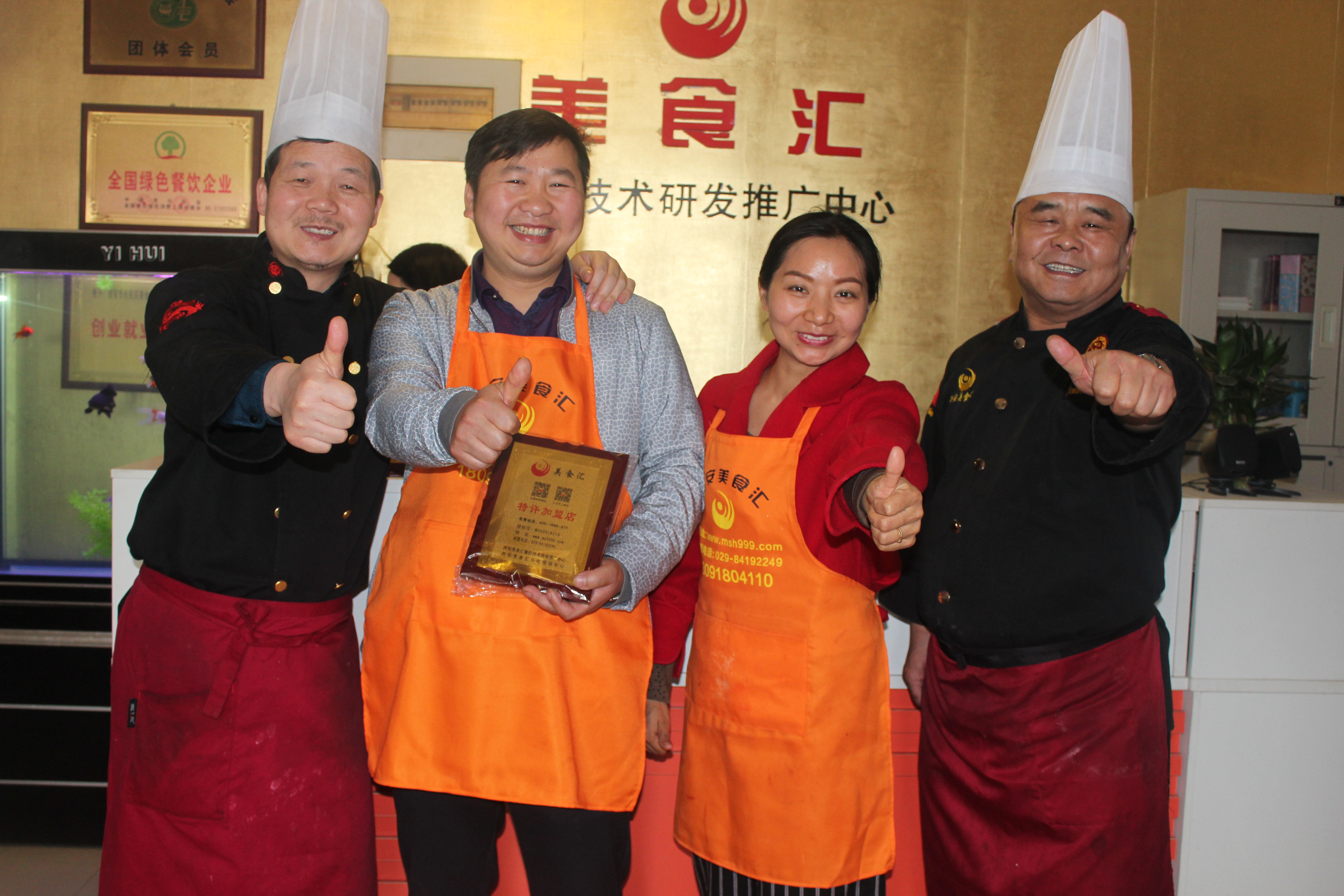 创业开小吃店需要注意什么,穷人如何创业开个小吃店