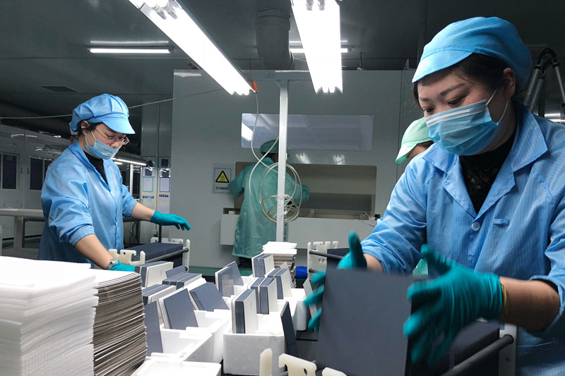 国内生产硅晶圆的企业,黑硅太阳能电池片生产线