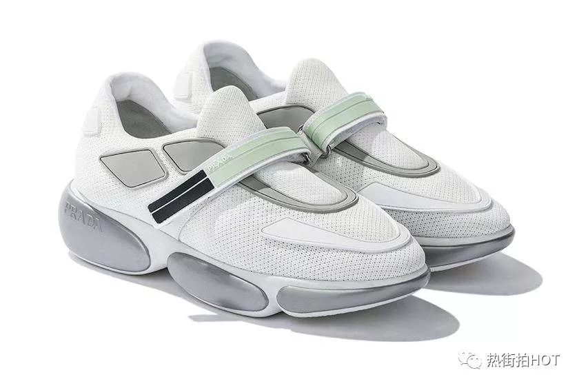 巴黎世家triples老爹鞋白色穿搭,除了巴黎世家还有什么鞋