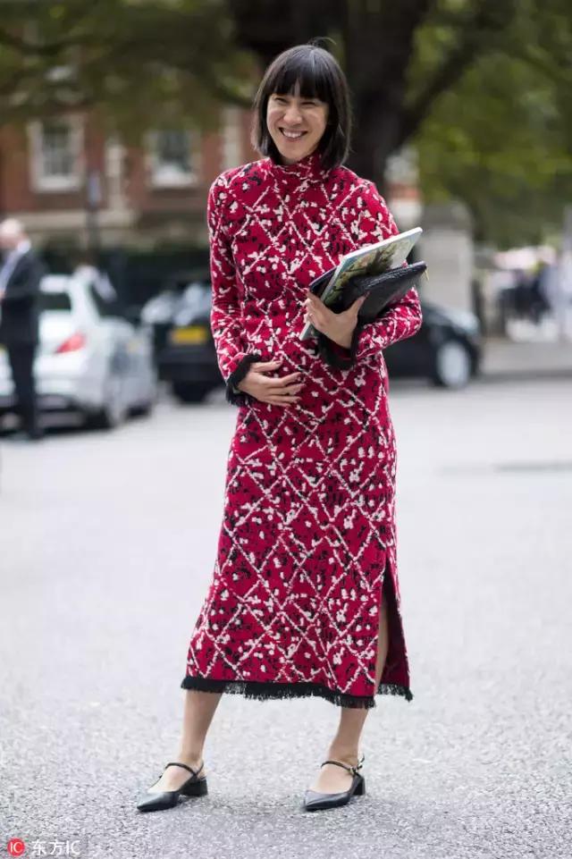 零高度的时髦早春平底鞋,想要穿得时髦又不刻意