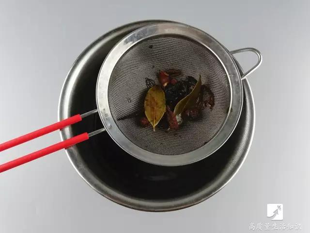 为什么饭店的油比外面的好吃,为啥饭店的酱油那么香