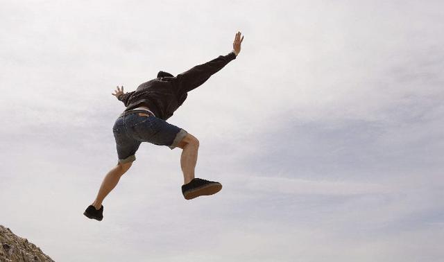 让自己跳得更高技巧,跳高怎么跳得更高技巧