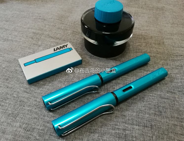 绿松石颜色最深会变多深,绿松石色的最佳搭配颜色