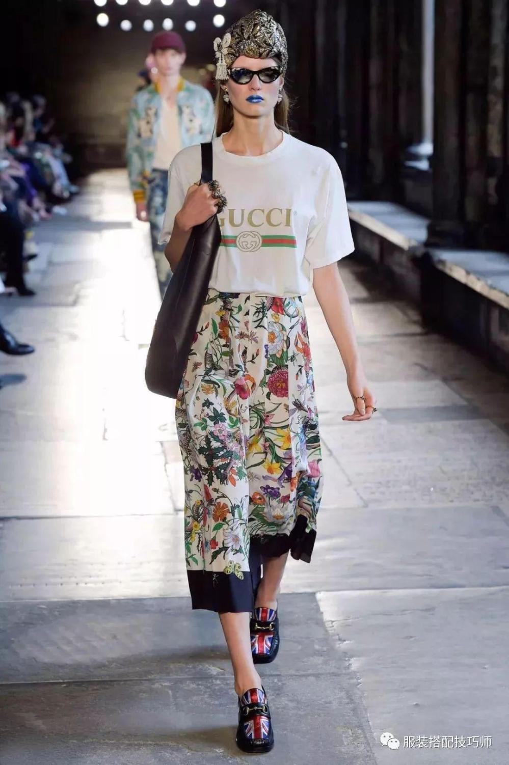 烂大街的T恤怎么搭配才能更时髦！？