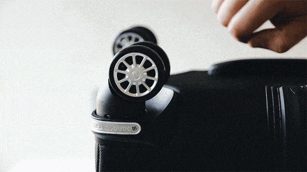 不想在机场与人“撞箱”？这份旅行箱升级指南送给你