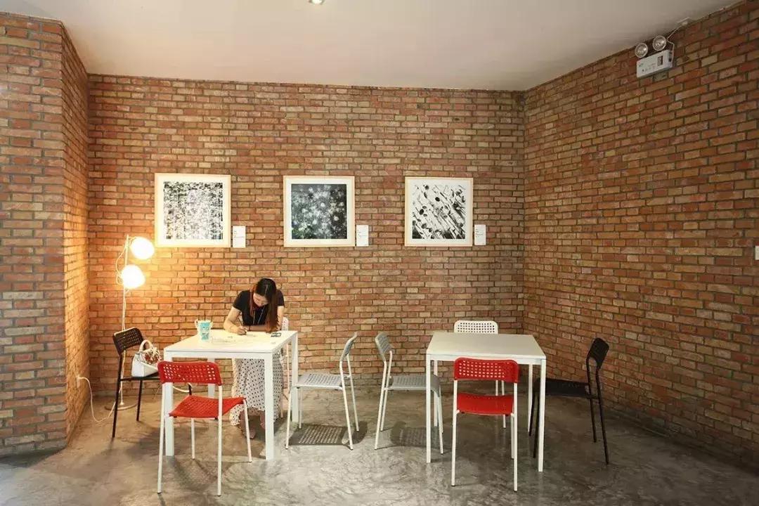 欧亚，你好！欧亚，再见！