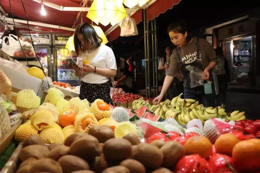 欧亚，你好！欧亚，再见！