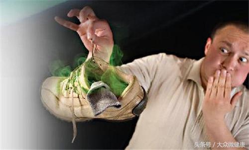 汗脚脚臭的10个小偏方,没有脚汗但是脚臭还起老皮怎么治