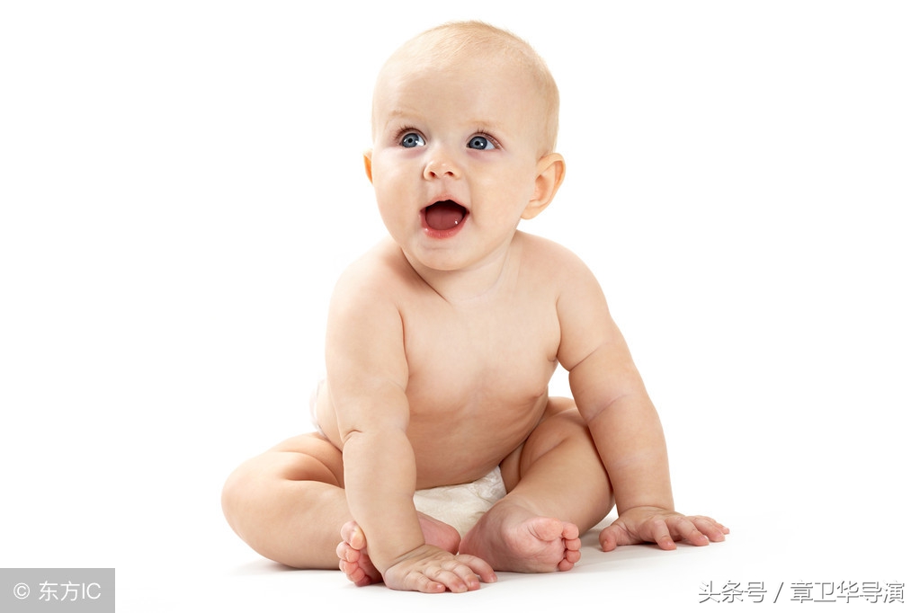 医生，印脚印一定不能歪，这是宝宝人生的第一步