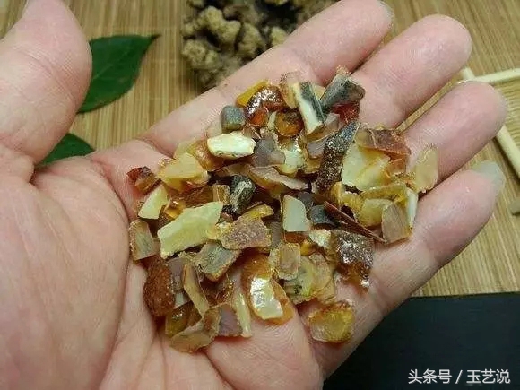 玉石摔碎后续,玉石摔碎了自行愈合了