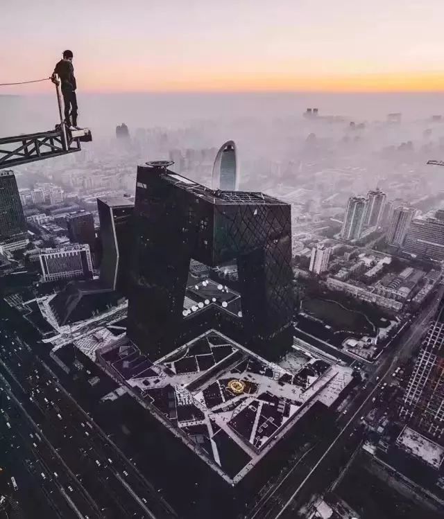 1000万留在北京VS200万留在希腊,5年后……我们见分晓~